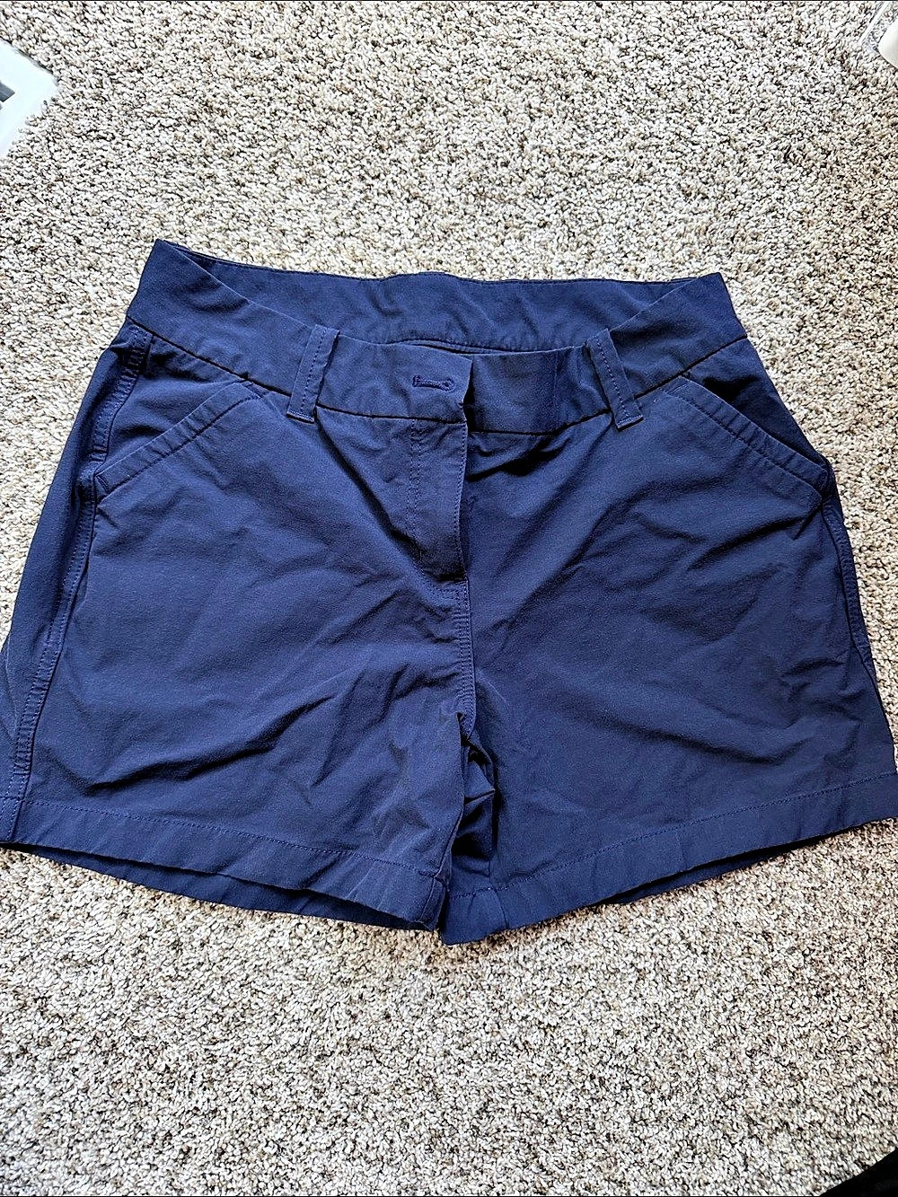 Vineyard Vines Women's Performance On-The-Go Shorts Navy Blue Size 8
